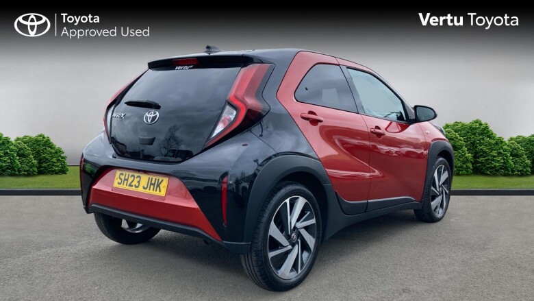 Toyota Aygo X 1.0 VVT-i Edge 5dr Petrol Hatchback